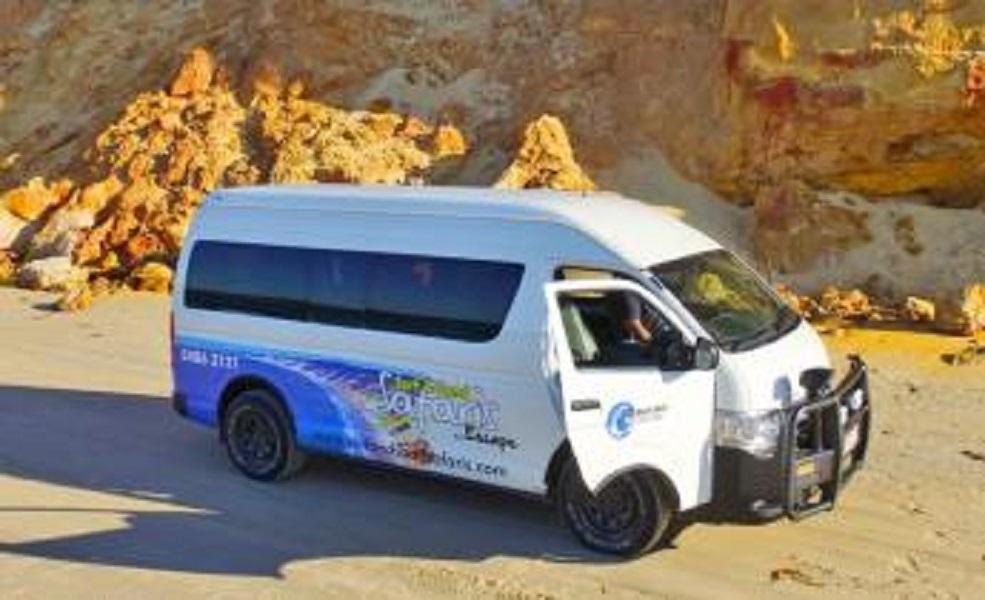 Surf-And-Sand-4wd-Tours_Our-Vehicles_Bus
